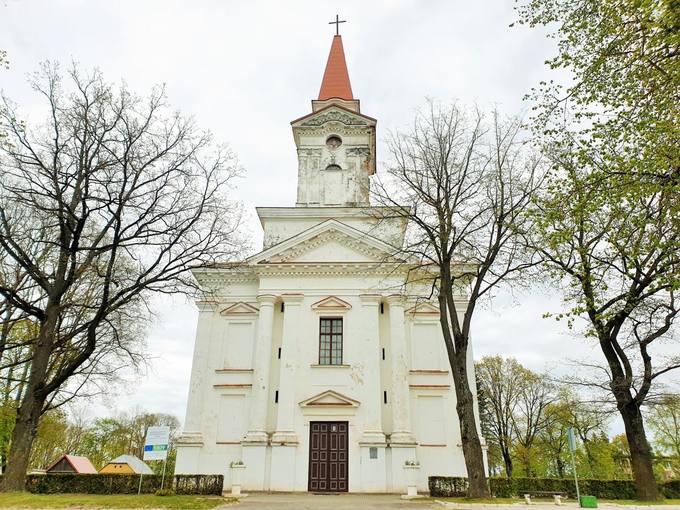 Joniškėlio Švč. Trejybės bažnyčia. Tomos Mikalajūnaitės nuotrauka, 2020
